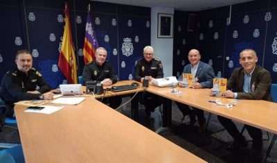 La Policía Nacional activa en Palma el plan ‘Comercio Seguro’ ante la llegada de la Navidad